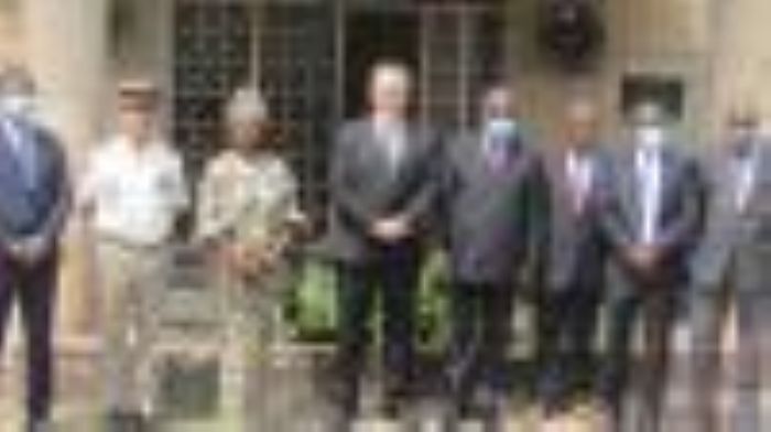 Coopération culturelle : remise des travaux du Cfrad par l’ambassadeur de France | adiac-congo.com : toute l'actualité du Bassin du Congo