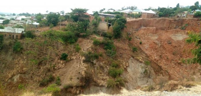 Burundi Eco Zone Musaga : Les quartiers Gitaramuka et Gikoto menacés par le phénomène de ravinement - Burundi Eco