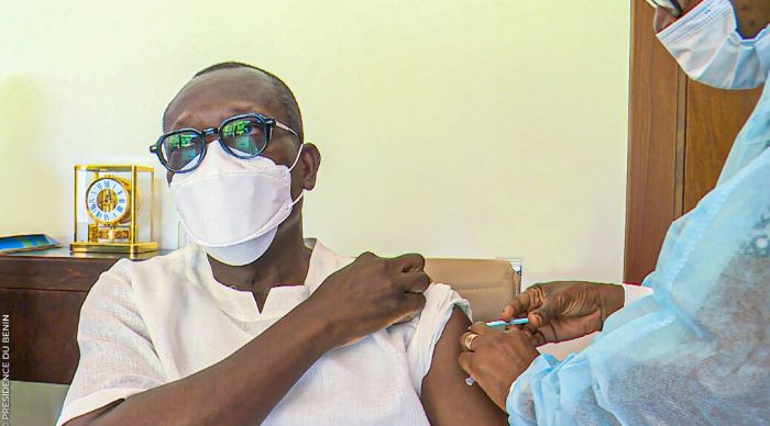 Covid-19 au Bénin : Talon invite les Béninois à se faire vacciner - ORTB