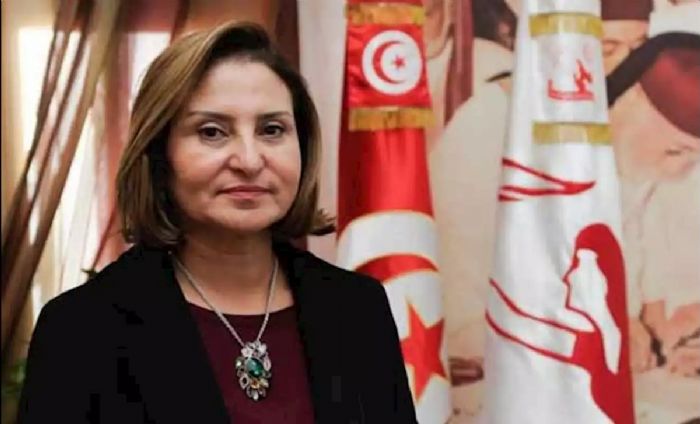 Radhia Jerbi : "L'UNFT consultera ses structures sur le dialogue national"