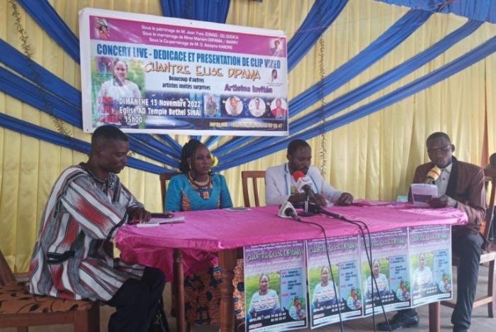 Musique : Pasteure Elise Dipama dédicace ses deux maxi pour louer Dieu