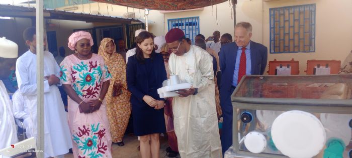 Tchad : des matériels de laboratoires remis au ministère de la Santé - Journal du Tchad