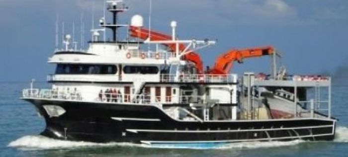 Enquête exclusive : comment les bateaux pirates mettent en échec le système de surveillance | Le calame