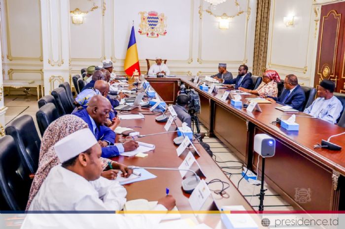 Tchad : le chef d’Etat préside une réunion de suivi évaluation du système éducatif - Journal du Tchad