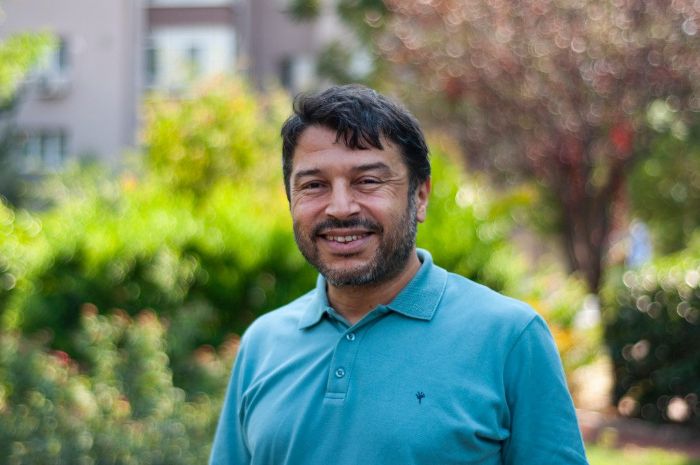 Turquie. L’acquittement de Taner Kılıç après huit ans de procédure survient alors que les défenseur·e·s des droits humains sont visés par une nouvelle vague de répression - Amnesty International