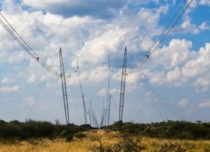 Électrification en Afrique : la BEI s'engage à mobiliser plus de 1 milliard € pour l’initiative Mission 300