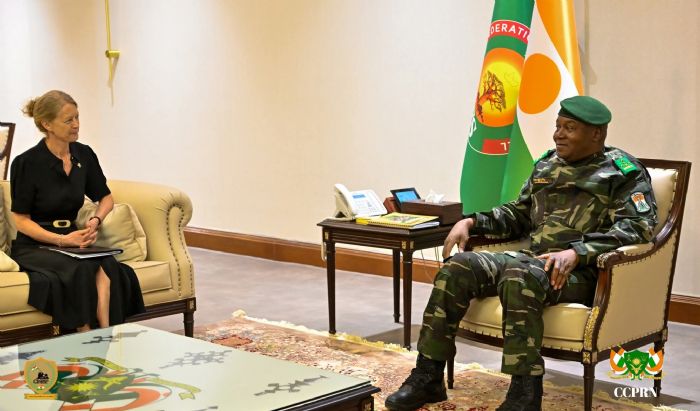 « Audience présidentielle : Mme Catherine Inglehearn fait ses adieux au Niger »