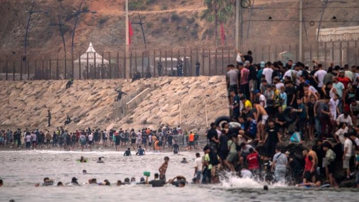 Crise migratoire entre le Maroc et l’Espagne : au moins 67 morts aux portes de Ceuta