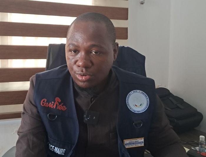 Conakry suffoque après la fermeture de Dar-es-Salam : « Nous demandons même à certaines PME de transporter les ordures jusqu’à Baritodé »