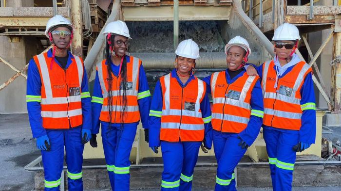    ISBS Alumni Put Practical Skills to Work as Employers Look Beyond Qualifications