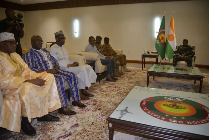 Au Palais de la République : le Chef de l’État s’entretien avec une délégation de la Confédération AES et avec l’ambassadeur du Soudan au Niger