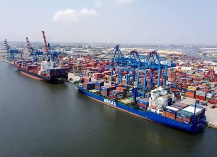 AES : les juntes accusent Abidjan mais dépendent de  son port
