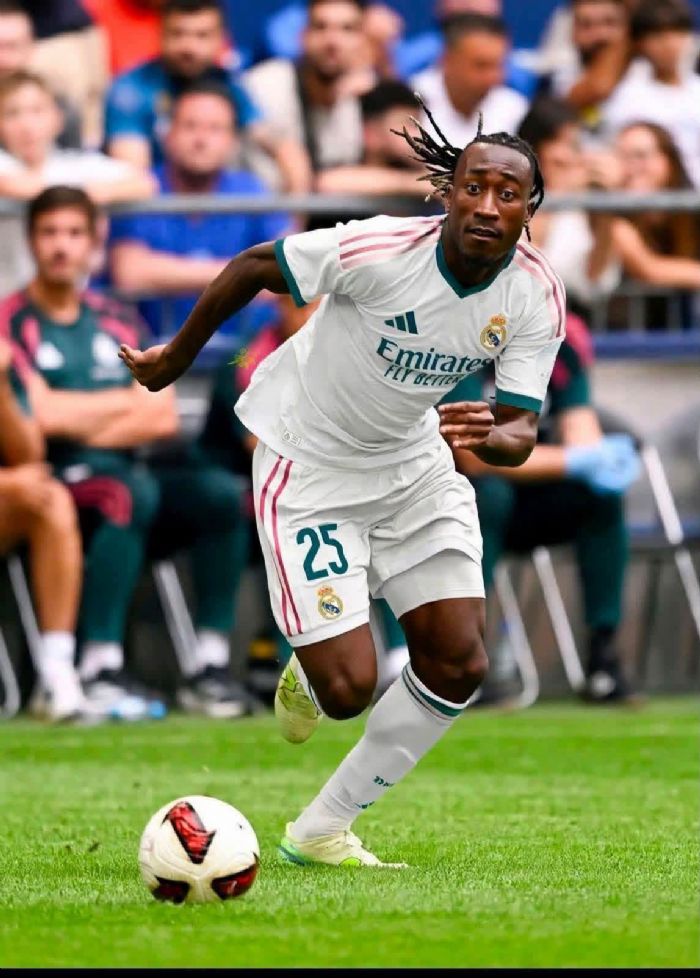 Yan Diomandé offre la victoire au Real Madrid face à Villarreal