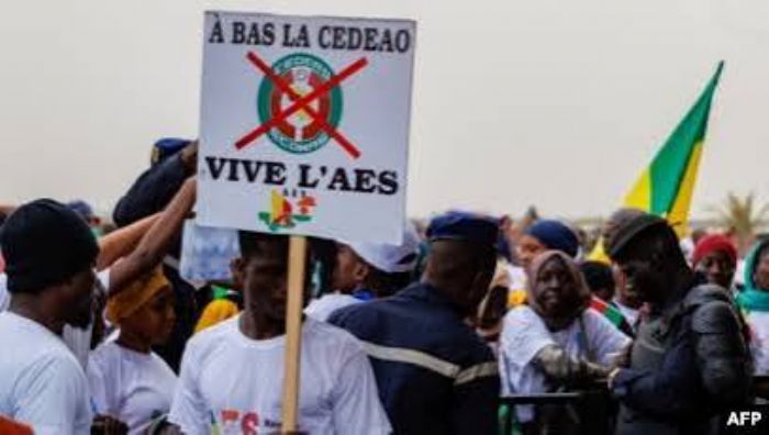 AES-CEDEAO : le dialogue reprend malgré les accusations des juntes