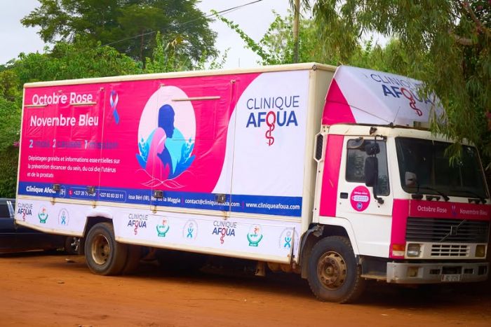 Notre clinique mobile est prête pour la campagne Octobre Rose & Novembre Bleu !