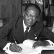
				  
				 Découverte : Un document inédit écrit par Senghor, prisonnier de guerre
			 