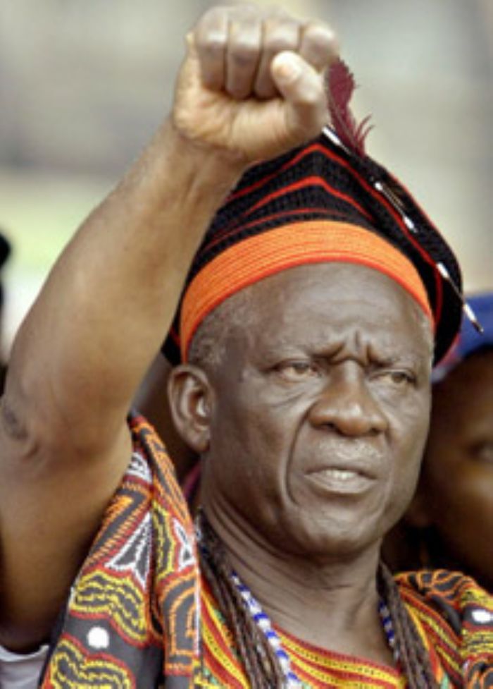 SDF: John Fru Ndi Suspendu