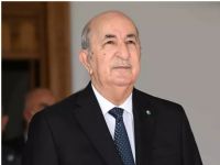 Le président de la République procède à la pose de la première pierre du projet de réalisation d’une salle de grands spectacles à Ouled Fayet