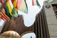 Côte d’Ivoire /Immobilier : La BIDC octroie 10 milliards FCFA à la BHCI pour stimuler le logement et soutenir les PME