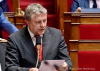 Le collectif Ré-MaA exige des excuses publiques du député Jean‑Paul Lecoq après son intervention à l’Assemblée