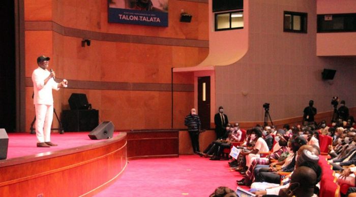 Présidentielle 2021 : Patrice Talon lance sa campagne par un face-à-face avec des étudiants à Cotonou - ORTB