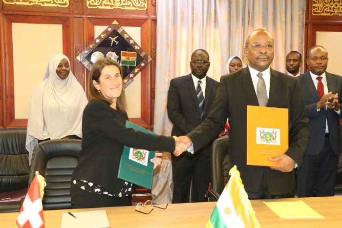 La Suisse et le Niger signent un accord de prolongation de la durée du Programme d’Appui à la Gouvernance Démocratique (PAGOD) | Agence Nigérienne de Presse