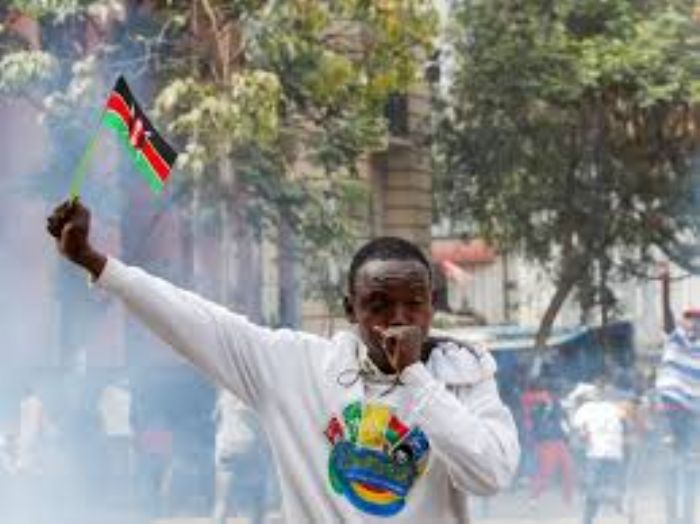 GROGNE SOCIALE AU KENYA : Qui pour sauver le soldat Ruto ? - Editions Le Pays